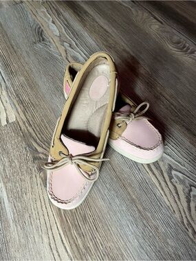 Bass Leather Pink and Tan Boat Shoes - Two-Tone Moccasin Slip-Ons